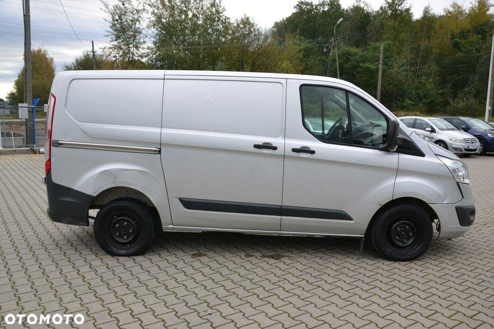 Ford Transit Custom - 8