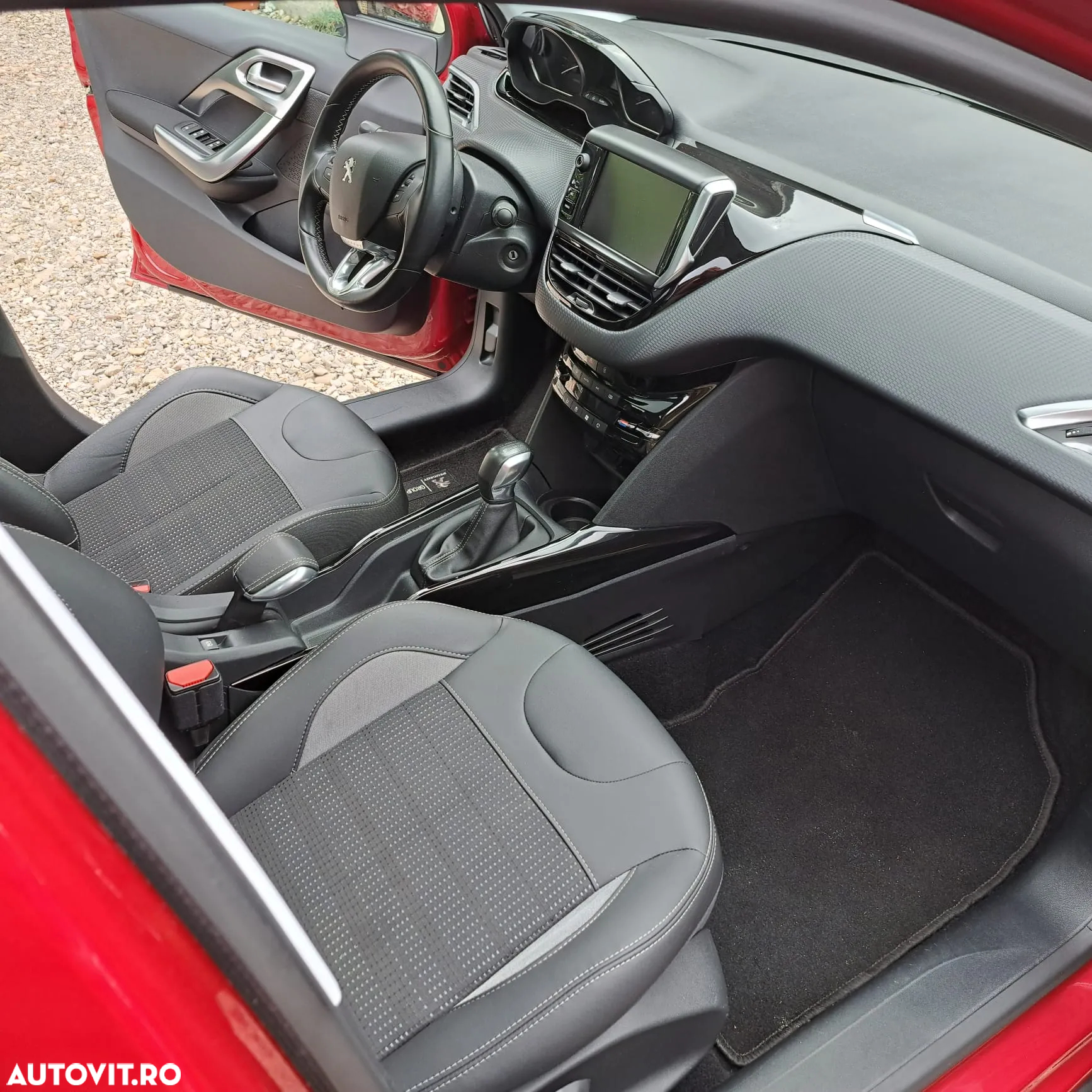 Peugeot 2008 PureTech 110 Stop&Start Allure - 5