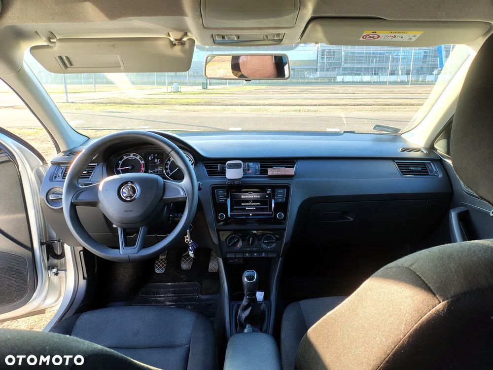 Skoda RAPID 1.0 TSI Active - 17