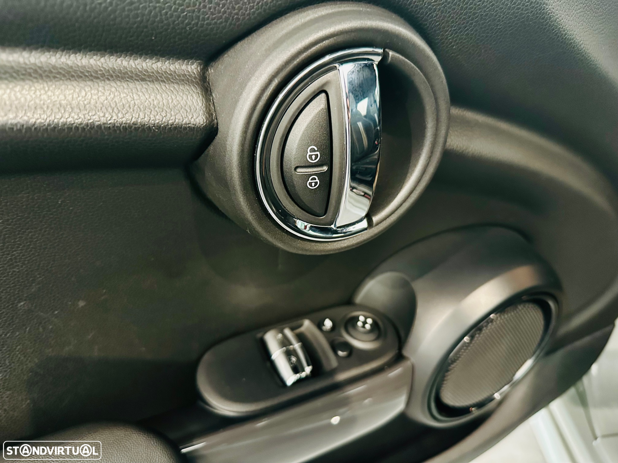 MINI 3 Portas Cooper Aut. JCW - 14