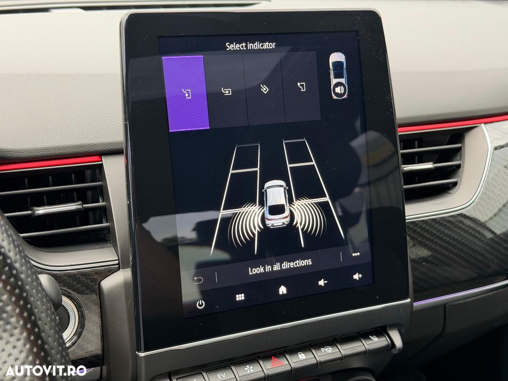Renault Arkana E-TECH RS Line - 30