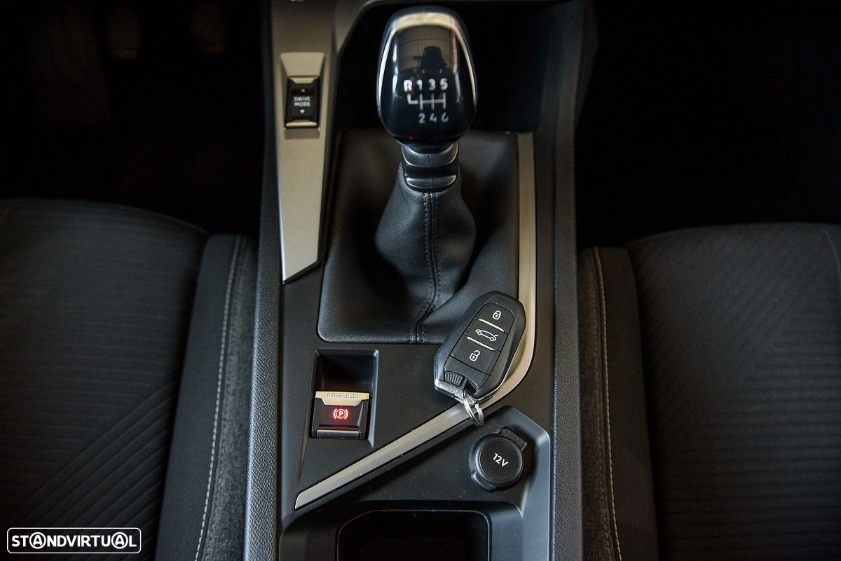 Peugeot 308 1.2 PureTech Active Pack - 46