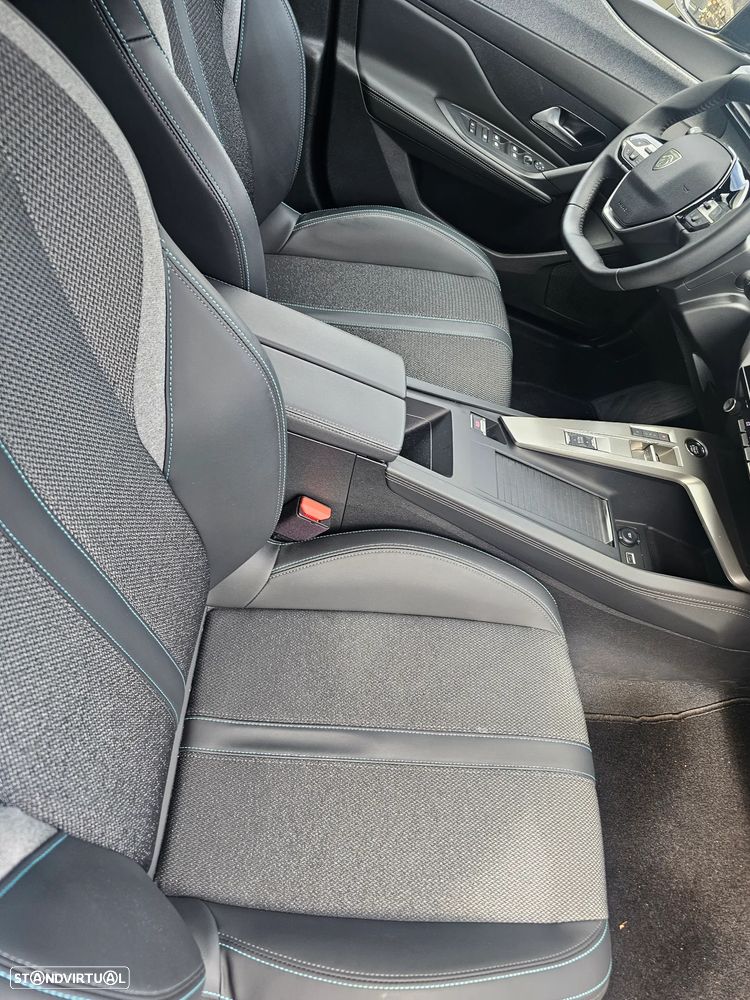 Peugeot 308 SW 1.6 Hybrid Allure e-EAT8 - 15
