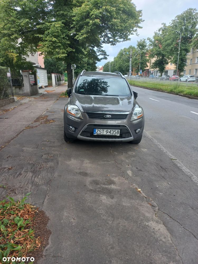 Ford Kuga 2.0 TDCi 4WD Titanium - 4