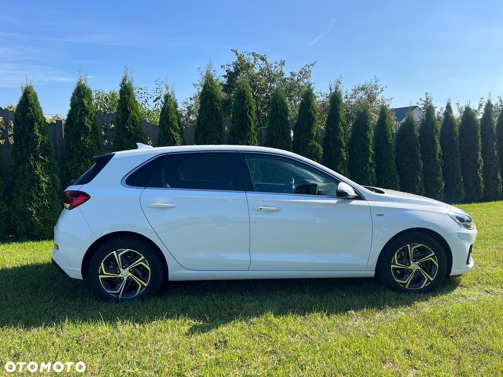 Hyundai i30 1.5 T-GDI 48V Premium - 2
