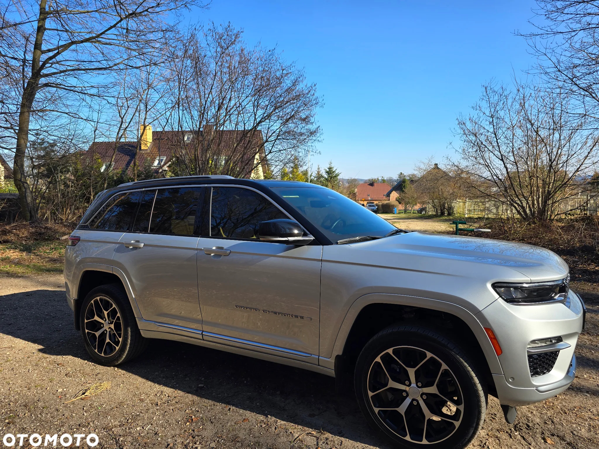 Jeep Grand Cherokee - 4