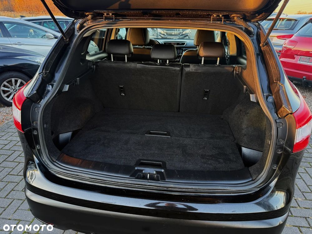 Nissan Qashqai 1.6 DIG-T TEKNA+ - 9