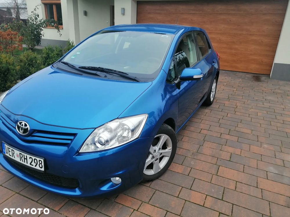 Toyota Auris 1.33 Dual-VVT-i START Edition - 2
