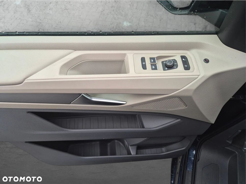 Volkswagen California - 16