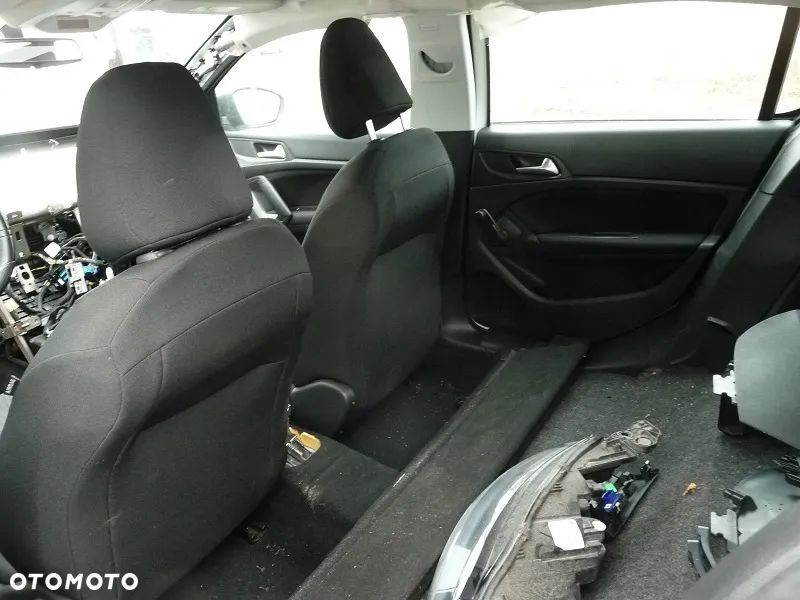 Peugeot 308 - 10