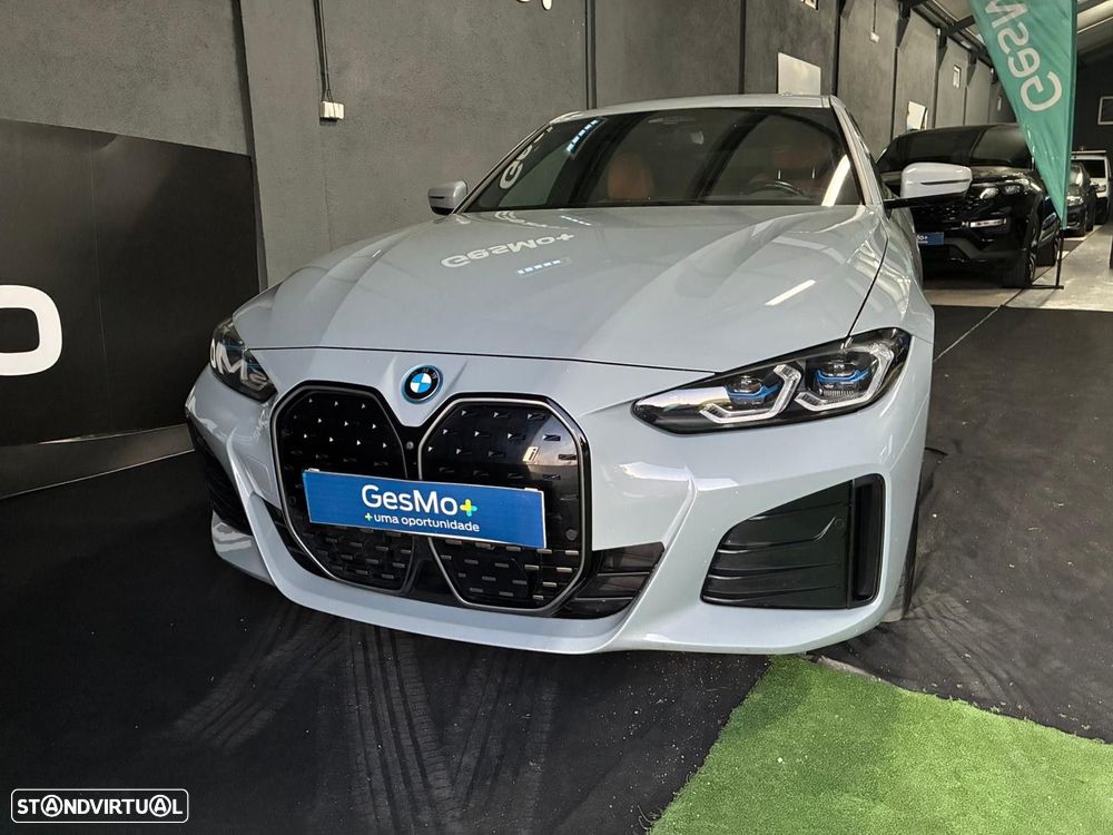 BMW i4 eDrive40 Pack Desportivo M - 60