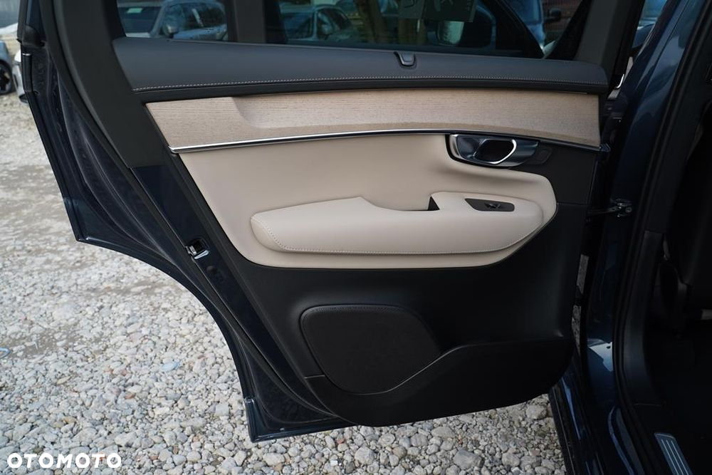 Volvo XC 90 B5 B AWD Plus Bright 7os - 8