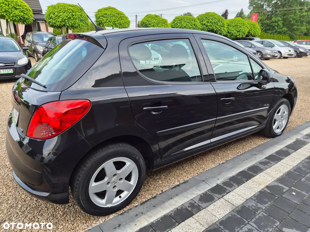 Peugeot 207 - 10