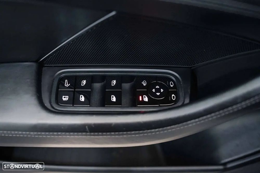 Porsche Panamera 4 E-Hybrid Platinum Edition - 44