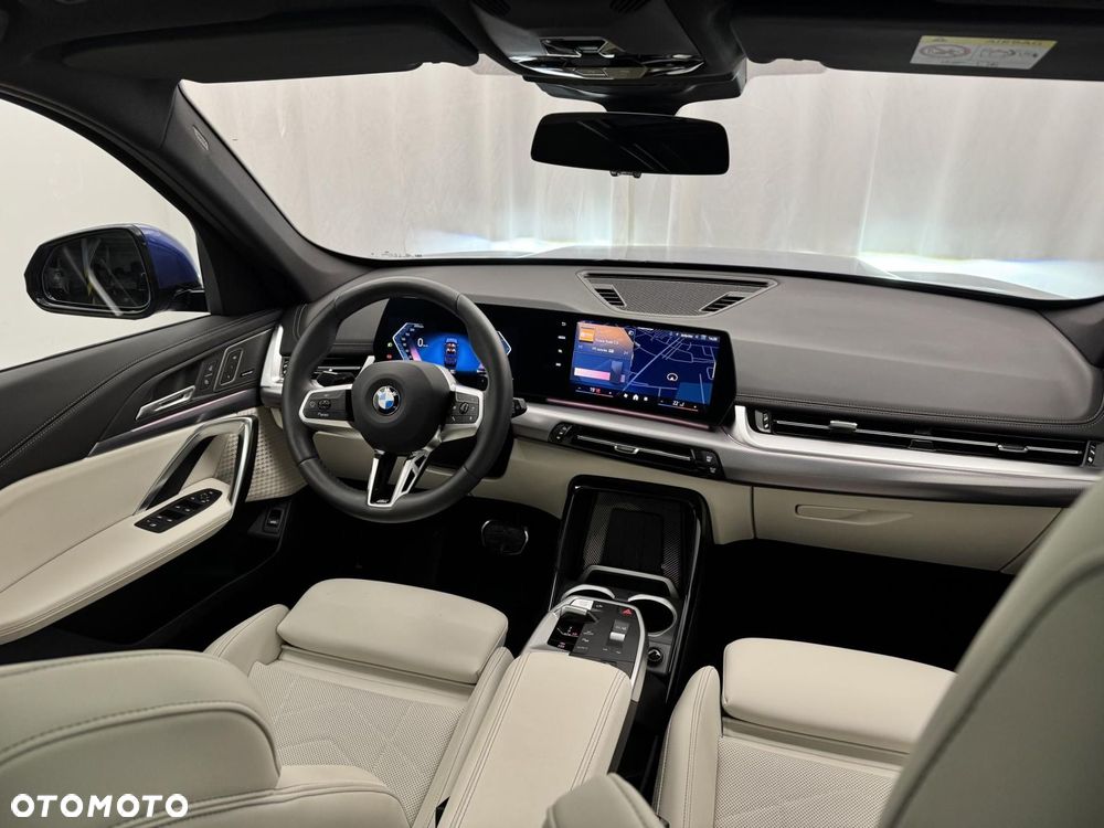 BMW X1 - 26