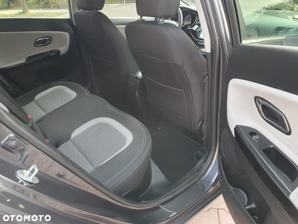 Kia Ceed 1.6 GDI Spirit - 16