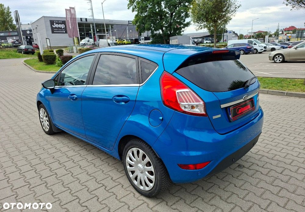 Ford Fiesta - 9