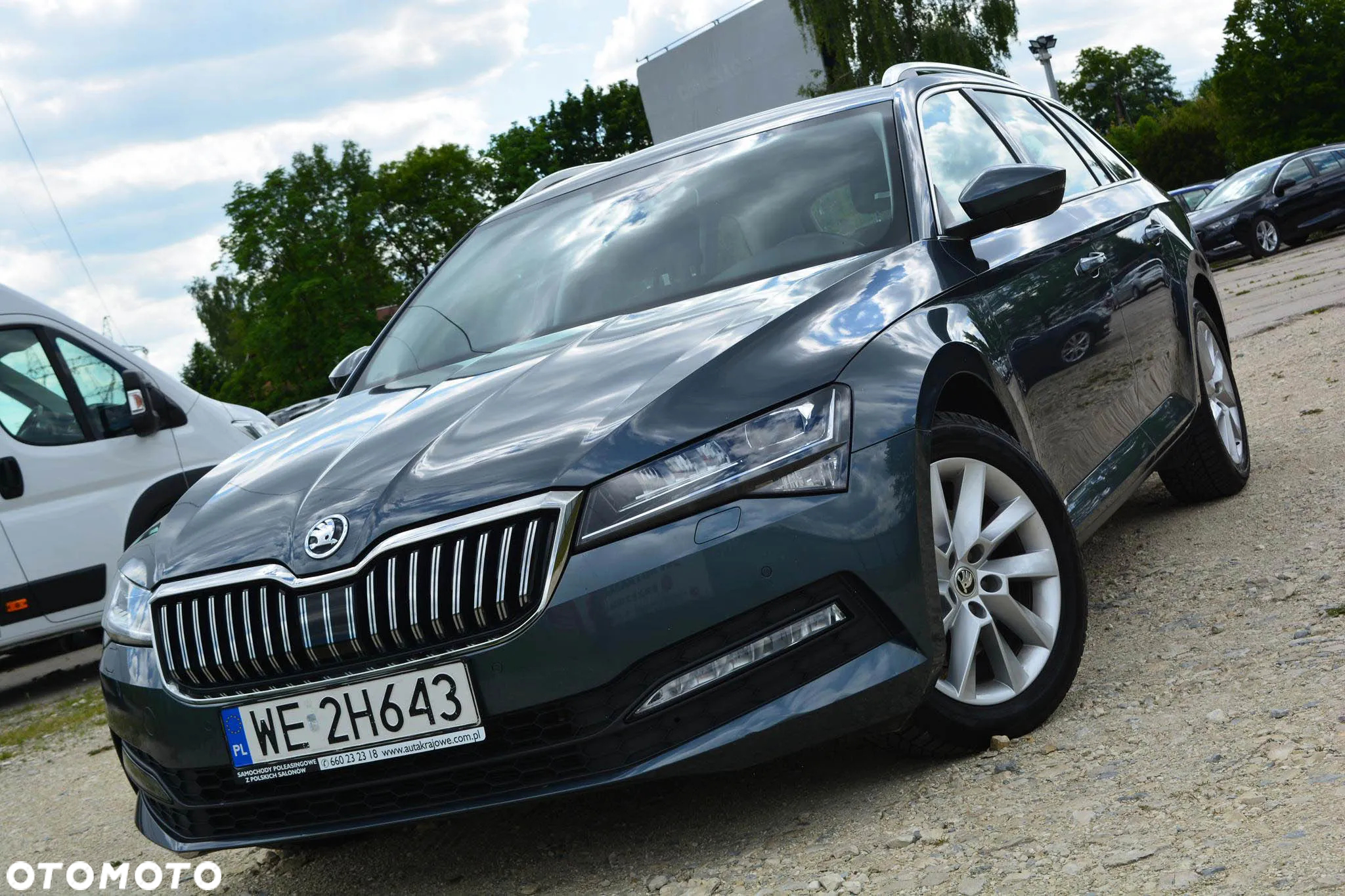 Skoda Superb 2.0 TDI Ambition DSG - 2