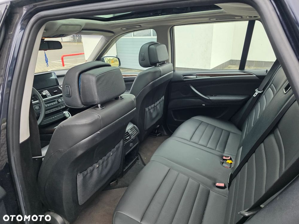 BMW X5 3.5i xDrive - 28