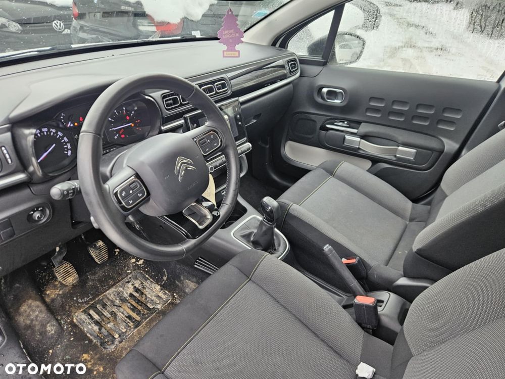 Citroën C3 Pure Tech 82 SHINE - 9