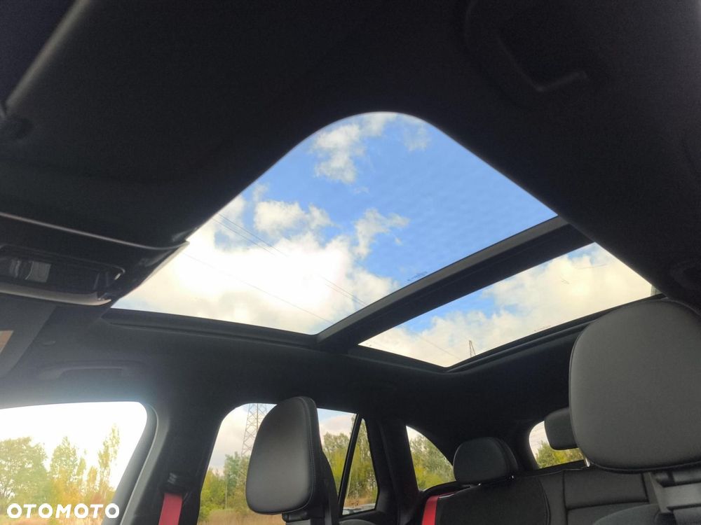 Mercedes-Benz GLC - 11