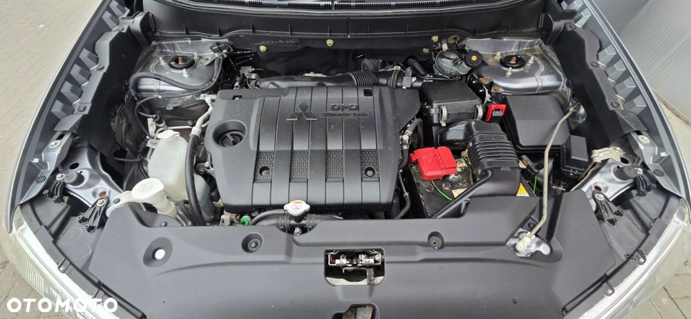 Mitsubishi ASX 1.8 DID Invite 4WD AS&G - 35