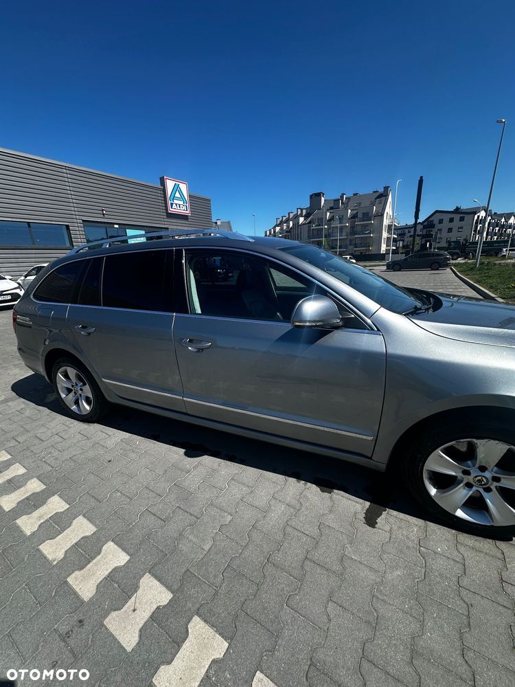 Skoda Superb 1.8 TSI 4x4 Exclusive - 5