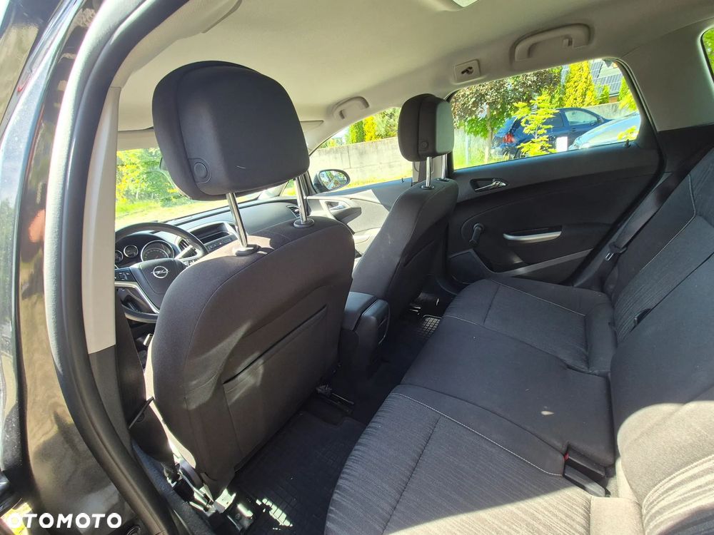 Opel Astra 1.6 - 11