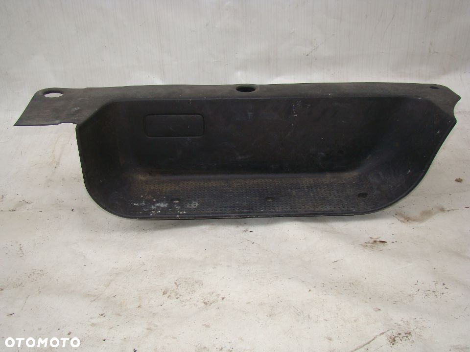 Schodek prawy podest osłona stopnia plastik Opel Vivaro Renault Trafic EU - 3