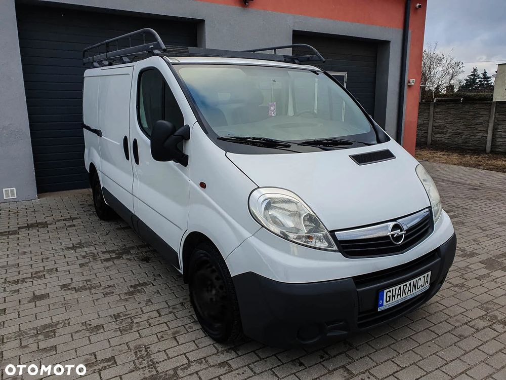 Opel Vivaro - 10