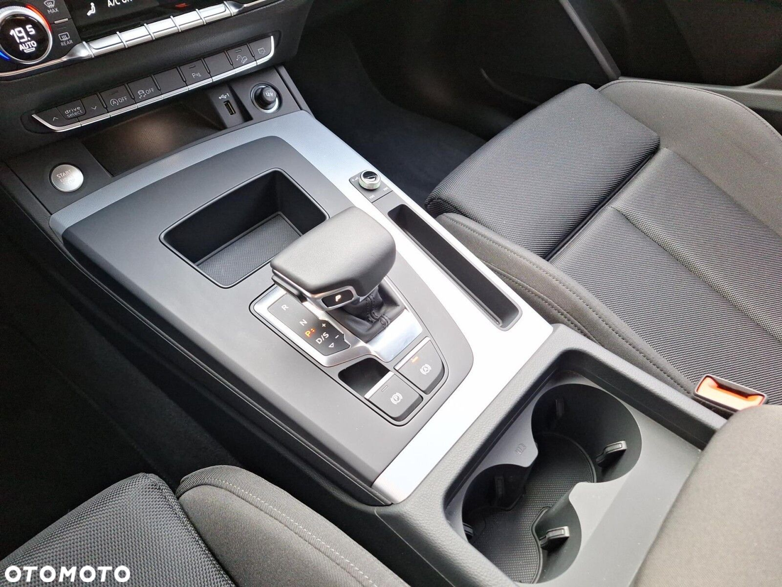 Audi Q5 Sportback - 14