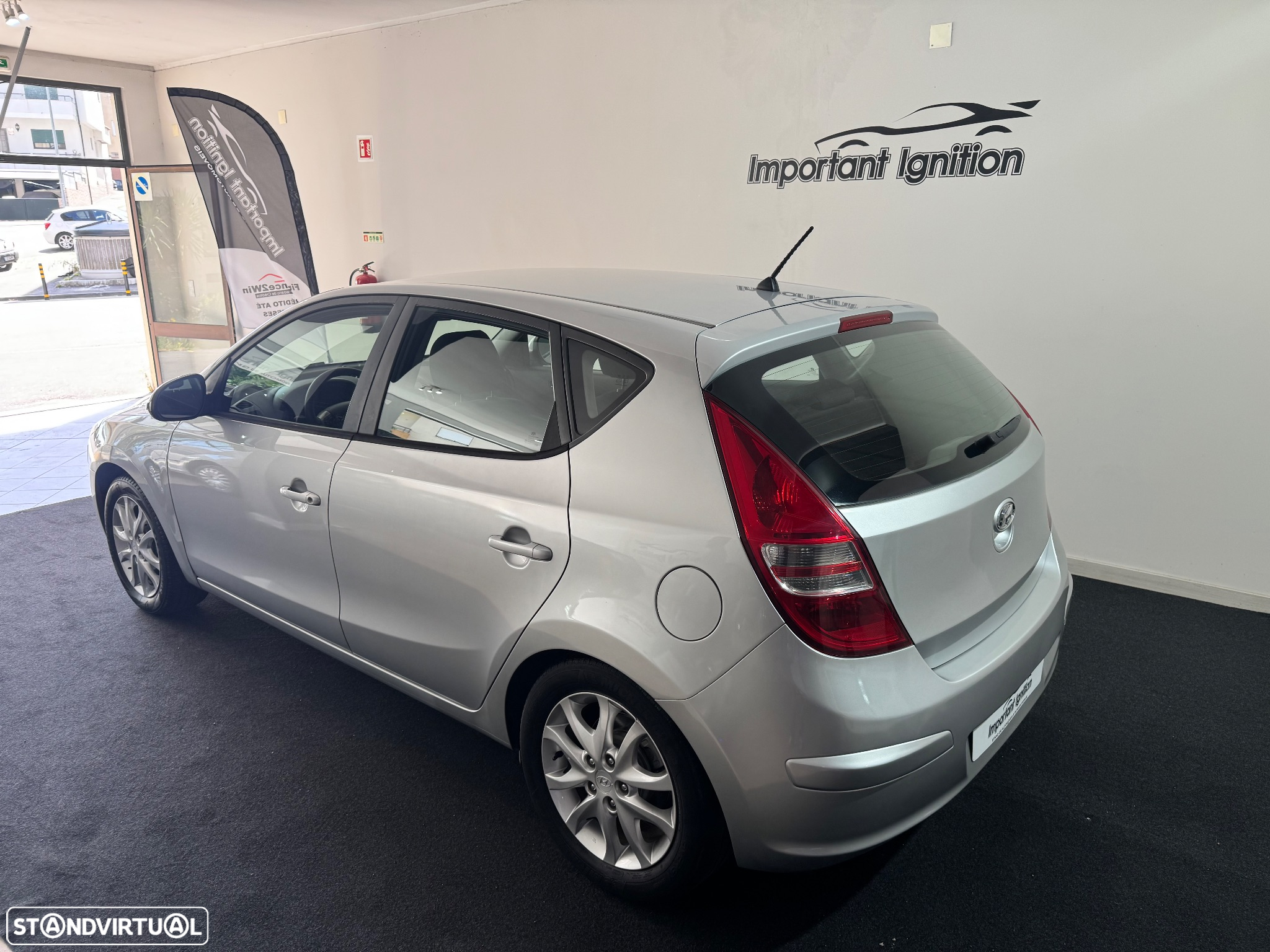 Hyundai i30 CW 1.6 CRDi Blue Comfort - 4