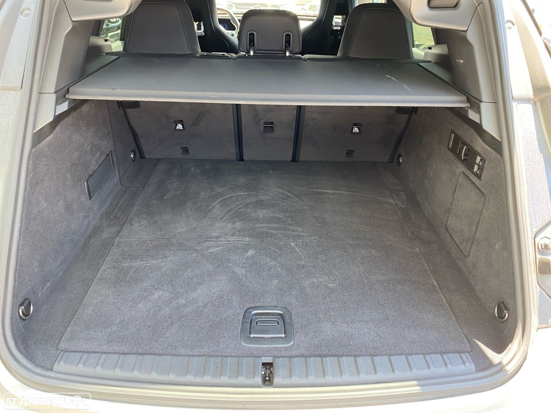 BMW iX xDrive 40 Pack Desportivo - 27
