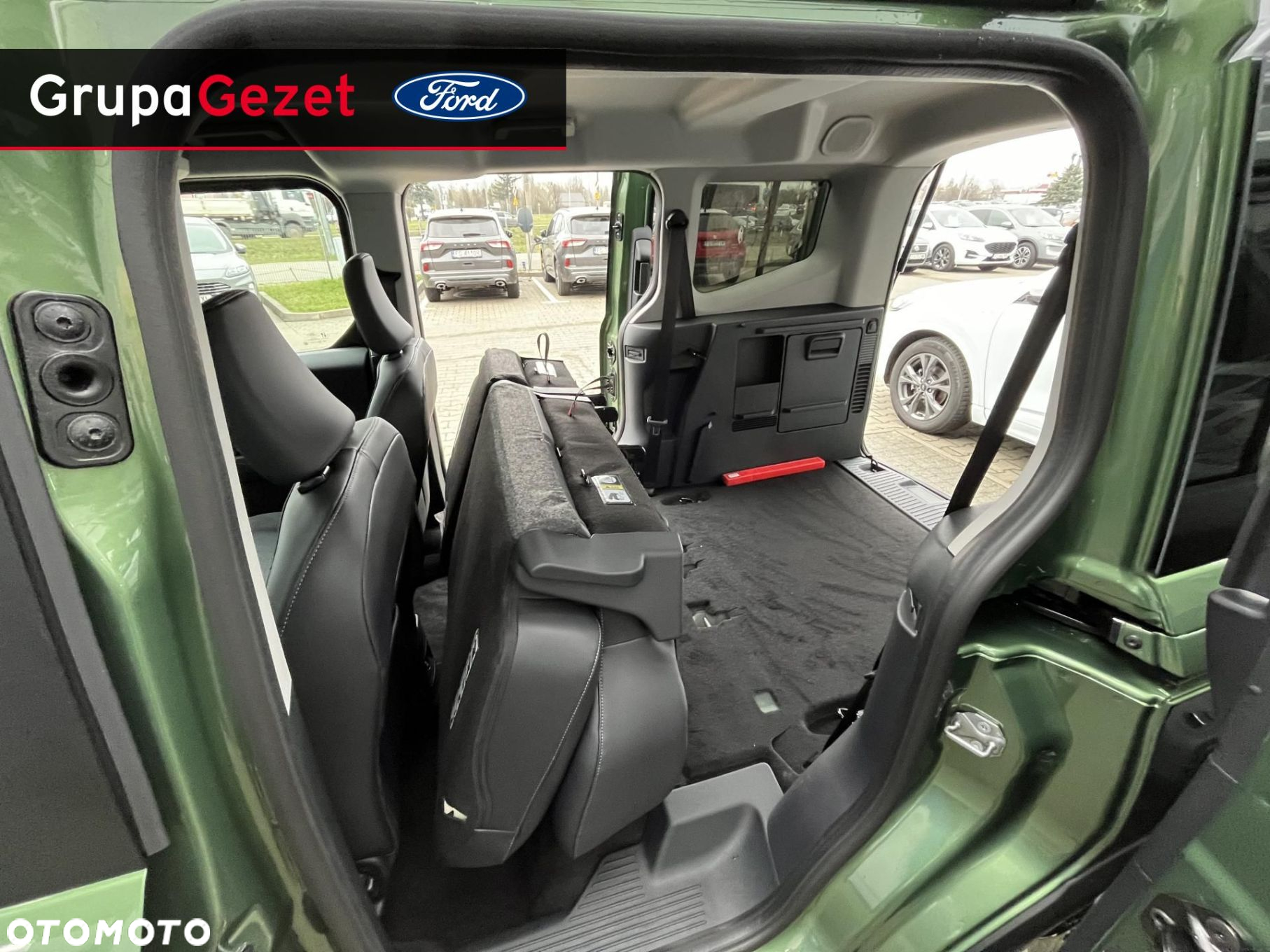 Ford Tourneo Courier - 22