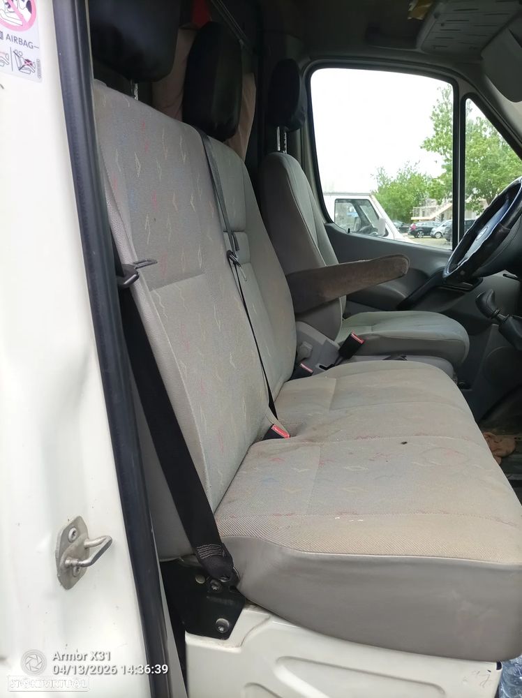 VW Crafter 30 2.5 TDi 136 CD Média - 12