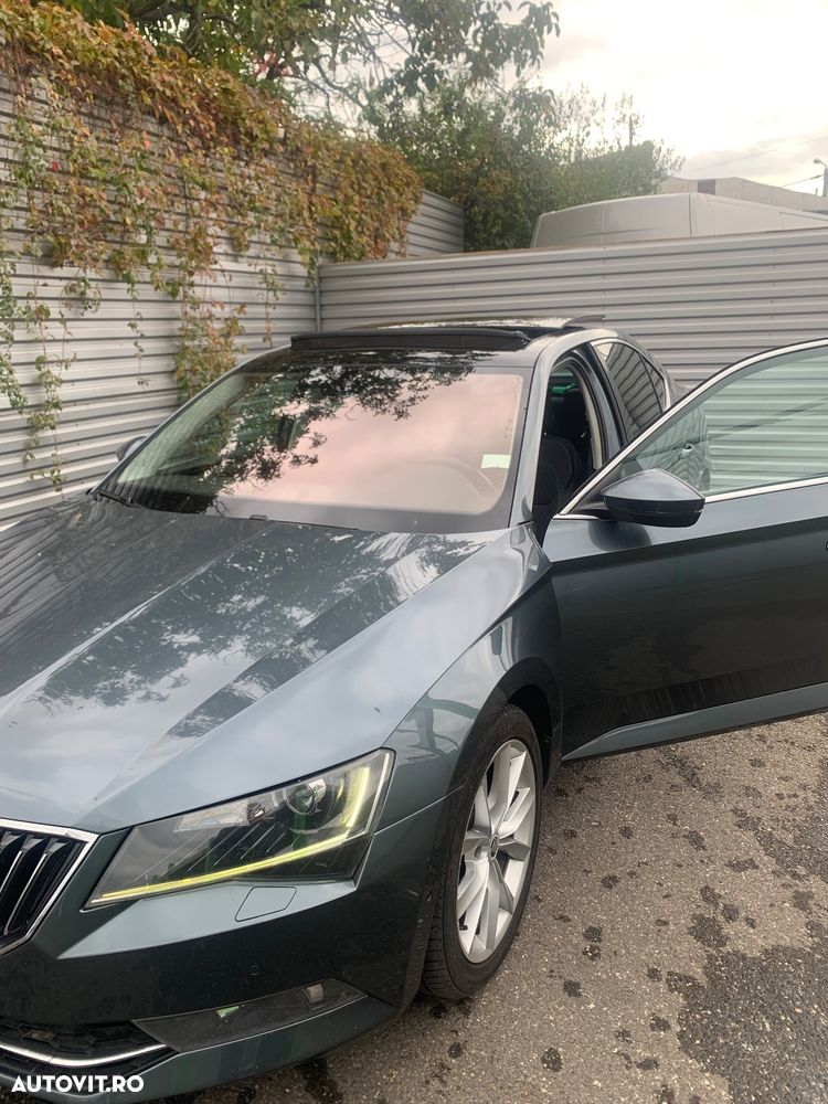 Skoda Superb 2.0 TDI DSG Style - 3