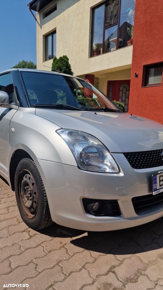 Suzuki Swift - 5