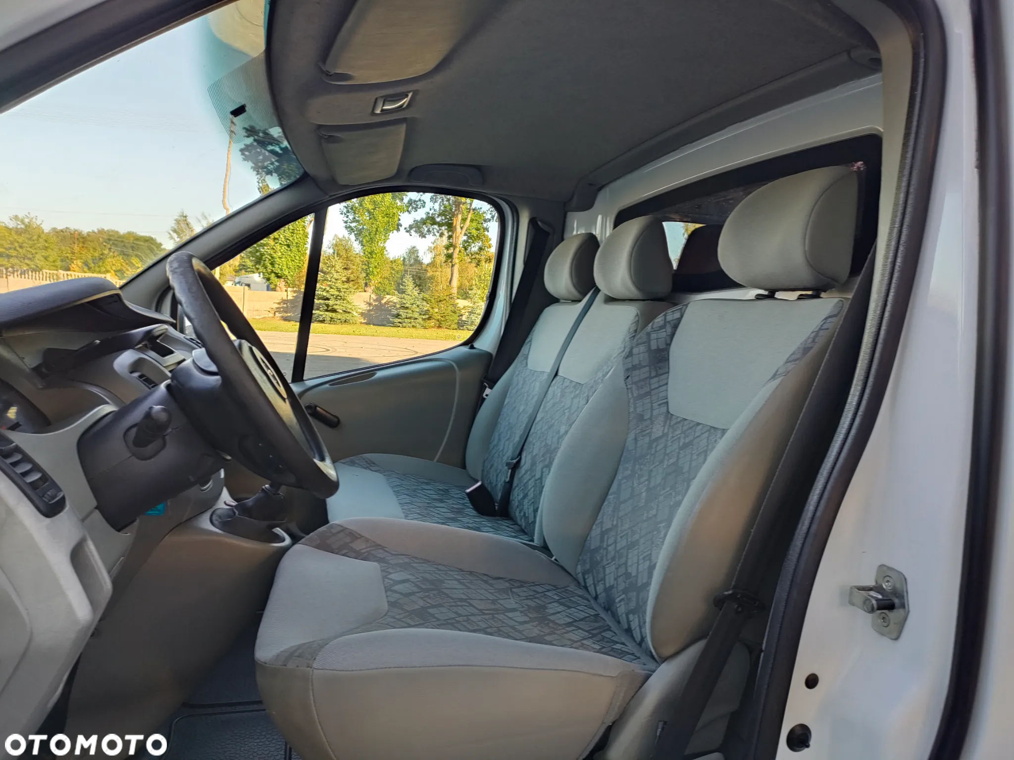 Opel Vivaro - 13