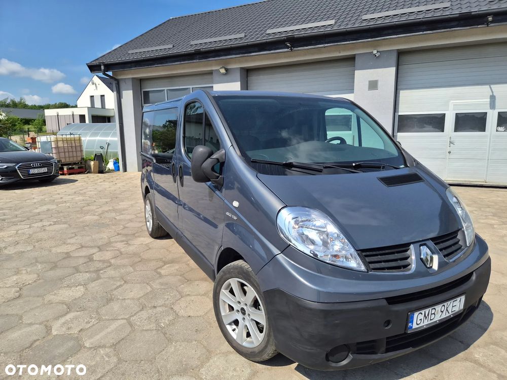 Renault Trafic - 1