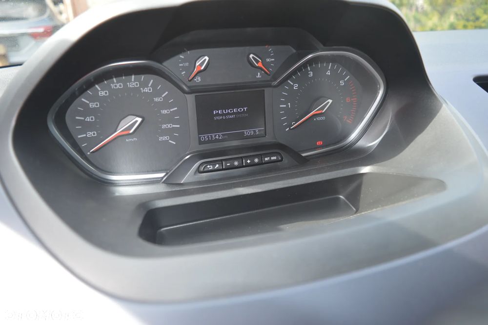 Toyota Proace City - 10