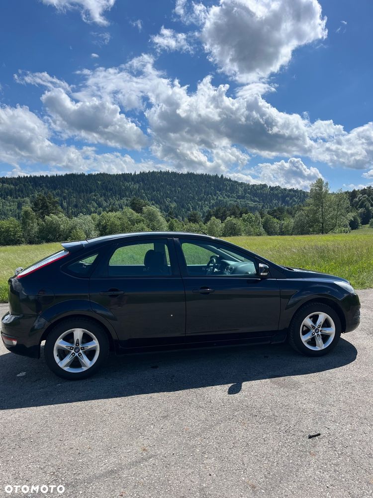 Ford Focus 1.6 Trend - 14