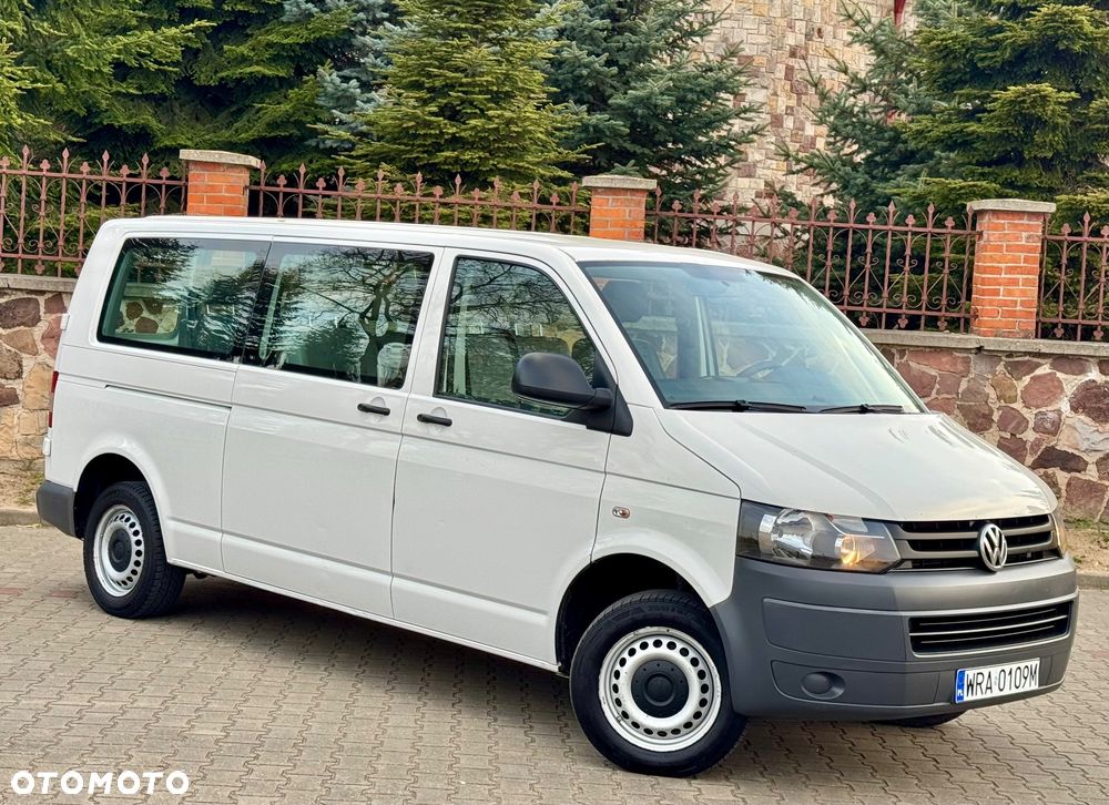 Volkswagen Caravelle - 4