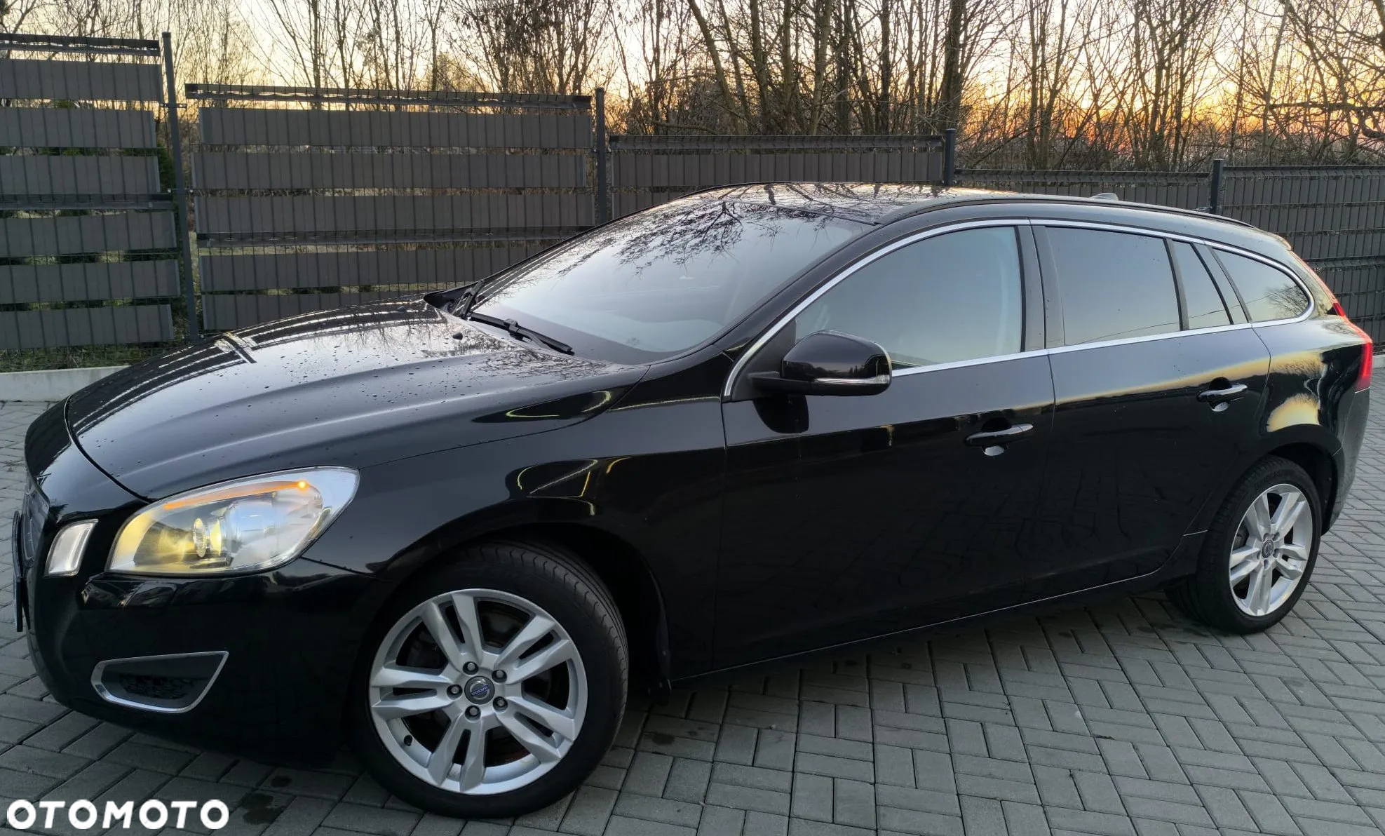 Volvo V60 D3 Summum - 3