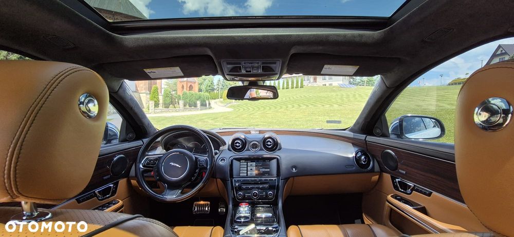 Jaguar XJ 3.0 T AWD LWB Premium Luxury - 21