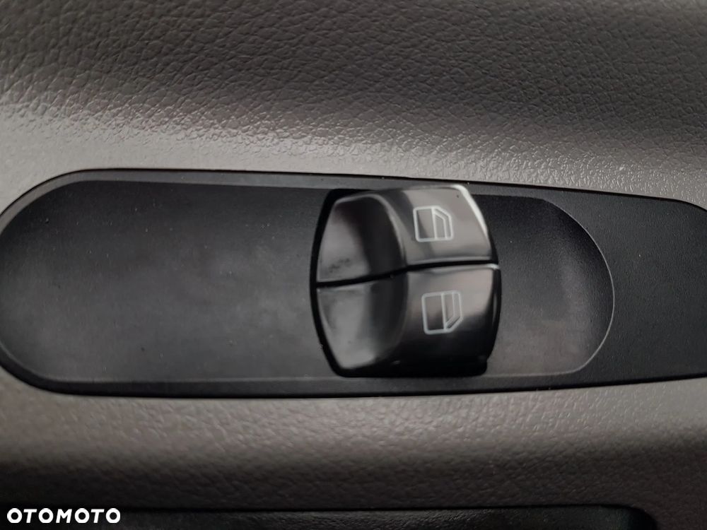 Mercedes-Benz Sprinter CHŁODNIA IZOTERMA 8EP AGREGAT ZANOTTI 4,22x2,15x2,30 KLIMA 314 CDI - 10