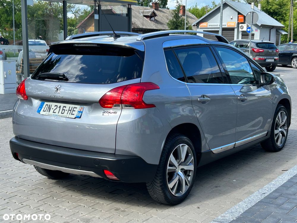 Peugeot 2008 1.6 e-HDi Allure S&S - 11