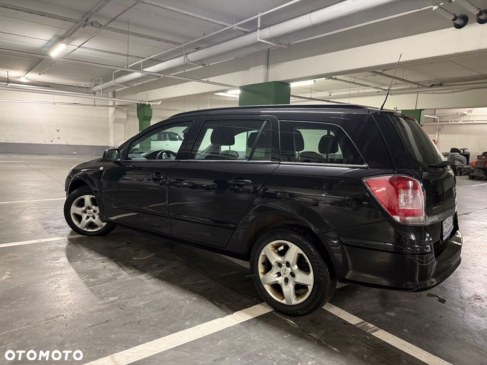 Opel Astra 1.7 CDTI DPF Cosmo - 6