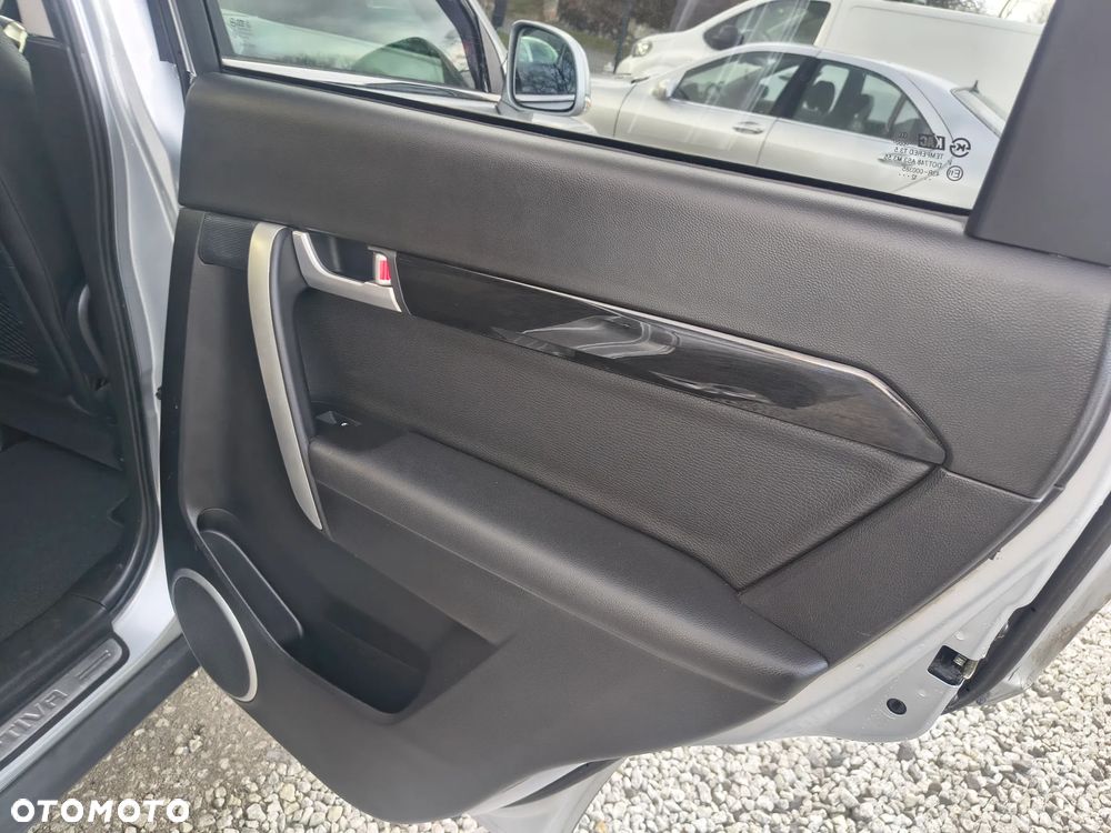 Chevrolet Captiva 2.2 4WD Automatik LTZ - 25