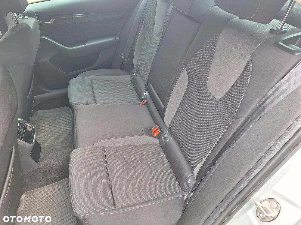 Skoda Octavia 1.5 TSI ACT Ambition - 9