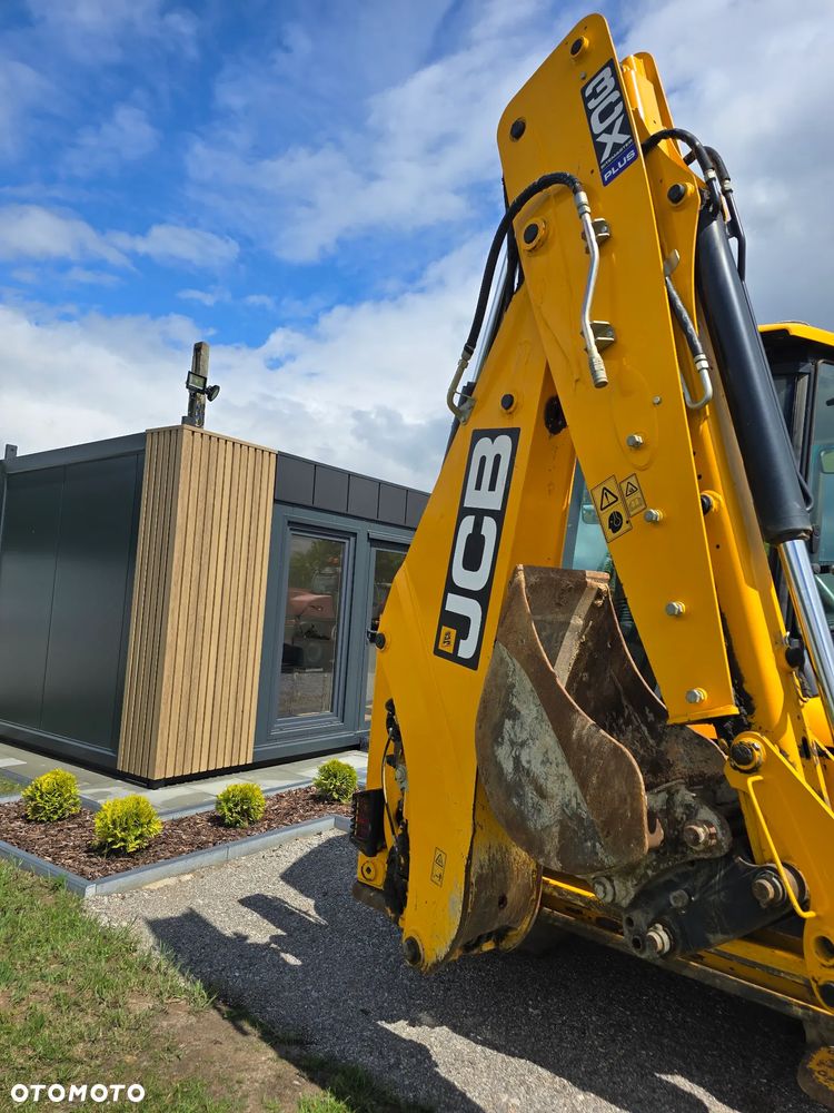 JCB - 14